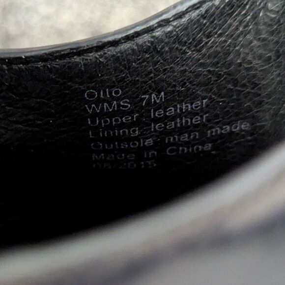 Kenneth Cole "Otto" Booties - Picture 11 of 11